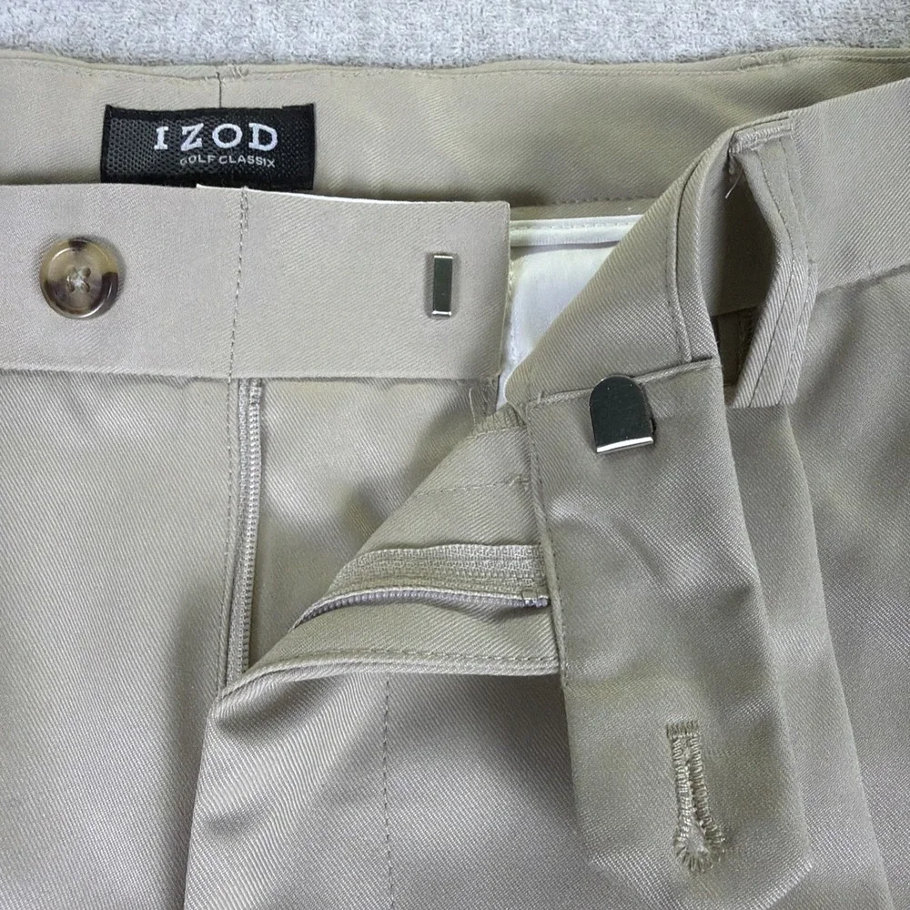 Izod pants Mens Size 36x32 Beige Double Pleated‎ Golf Classix Performance Active